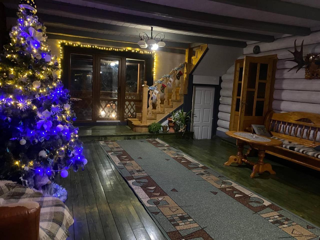 Отель Family Яремча Экстерьер фото