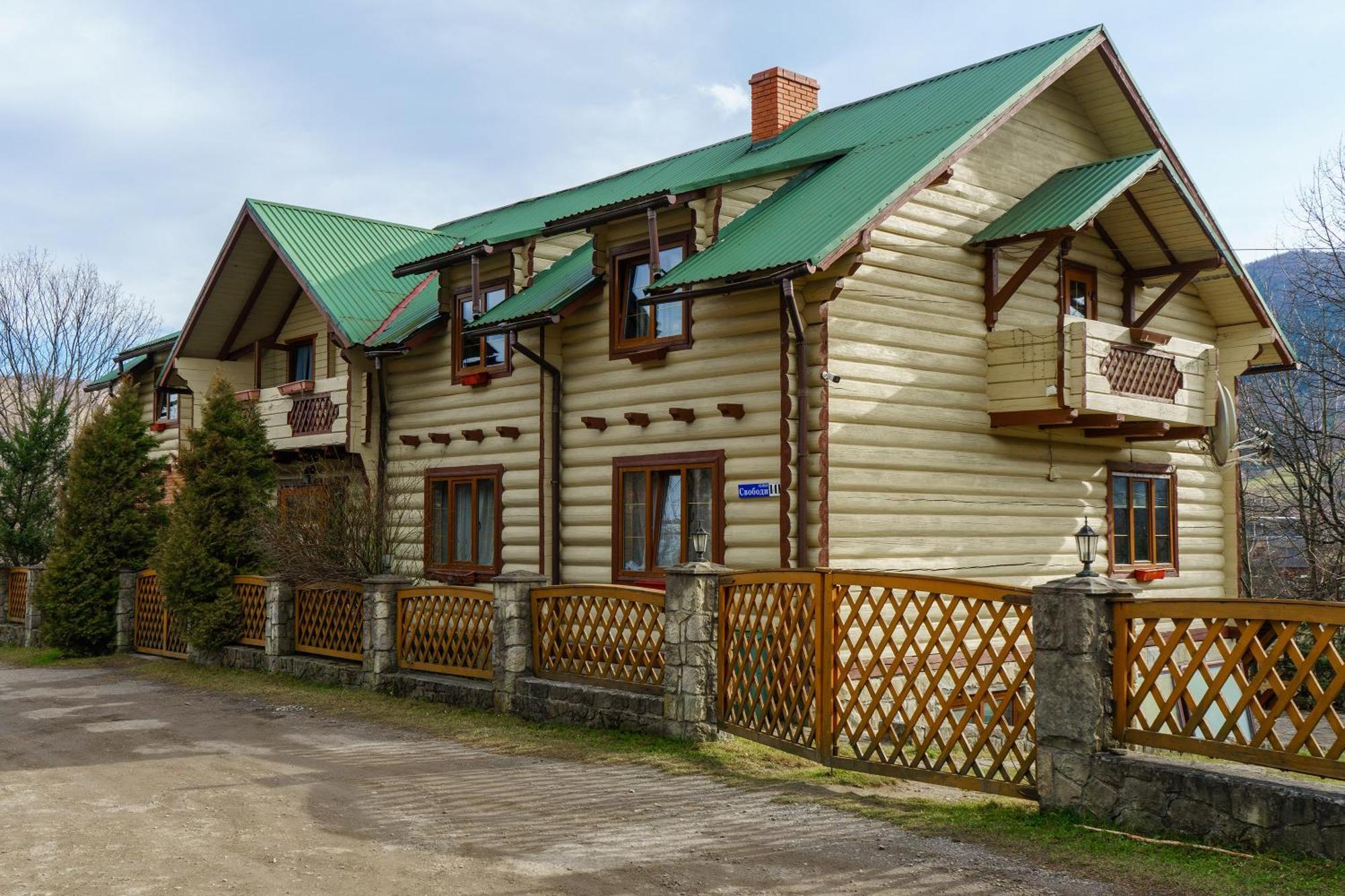 Отель Family Яремча Экстерьер фото